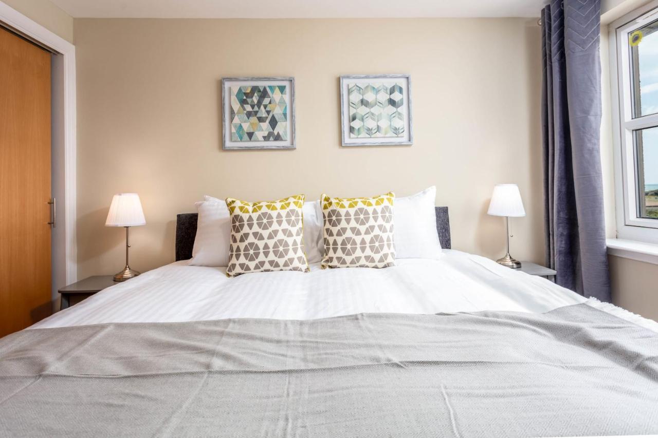 Old Prestwick View - Donnini Apartments Номер фото